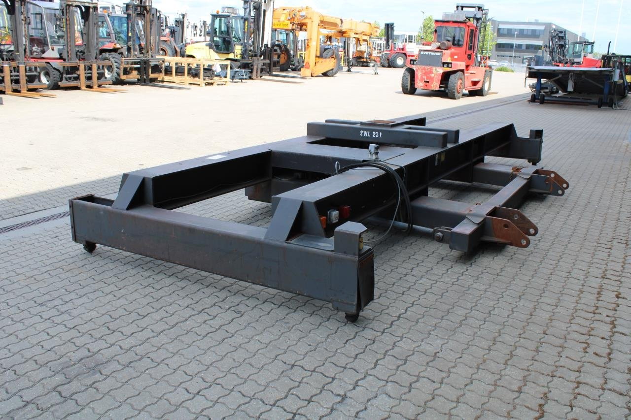 ELME 320 - معدات الموانئ: صور 2 ELME 320 - معدات الموانئ: صور 2