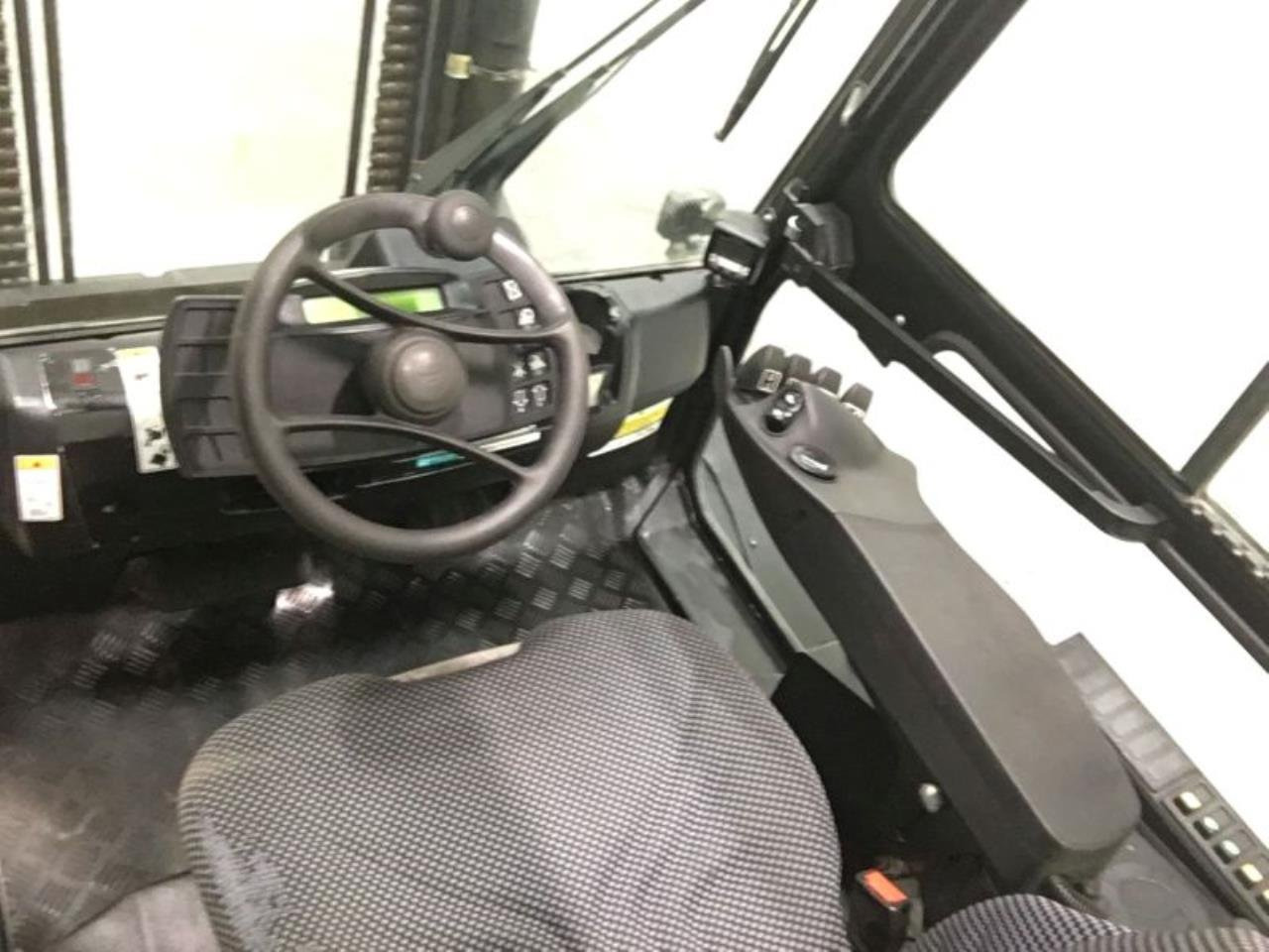 Hyster H8.0FT-6 - رافعة للحاويات: صور 3 Hyster H8.0FT-6 - رافعة للحاويات: صور 3