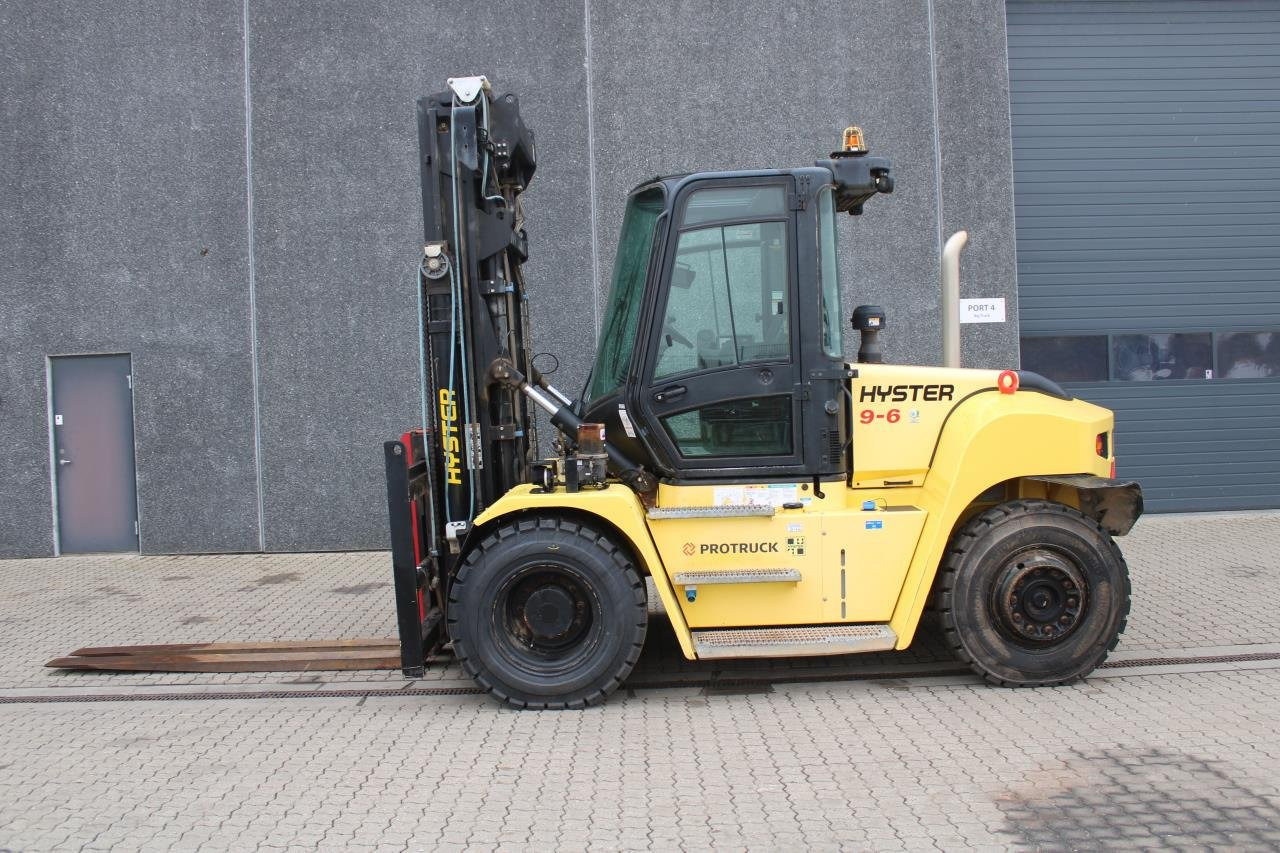Hyster H9.00XM-6 - رافعة شوكية ديزل: صور 1 Hyster H9.00XM-6 - رافعة شوكية ديزل: صور 1