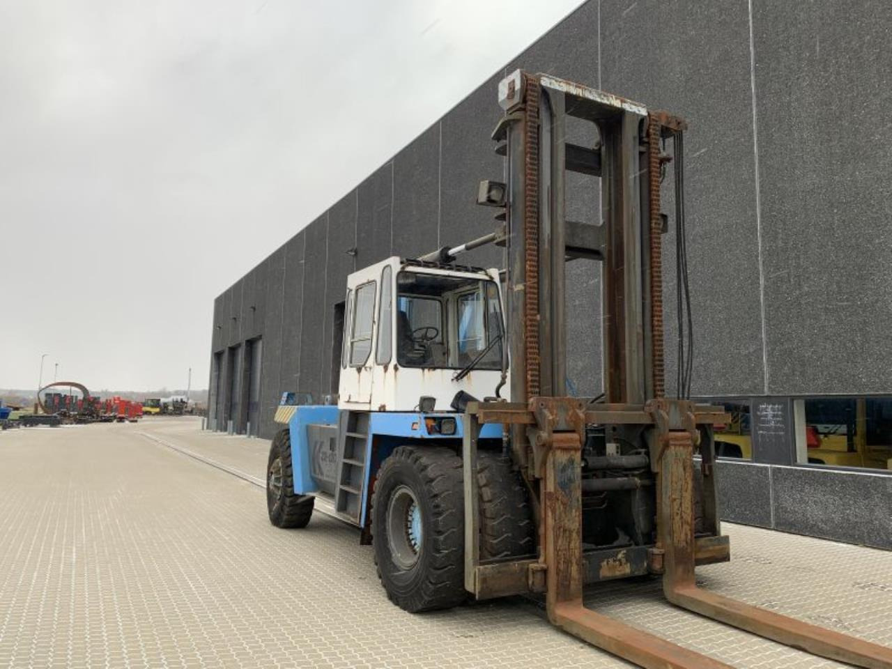 Kalmar DCB32-1200 - رافعة شوكية ديزل: صور 2 Kalmar DCB32-1200 - رافعة شوكية ديزل: صور 2