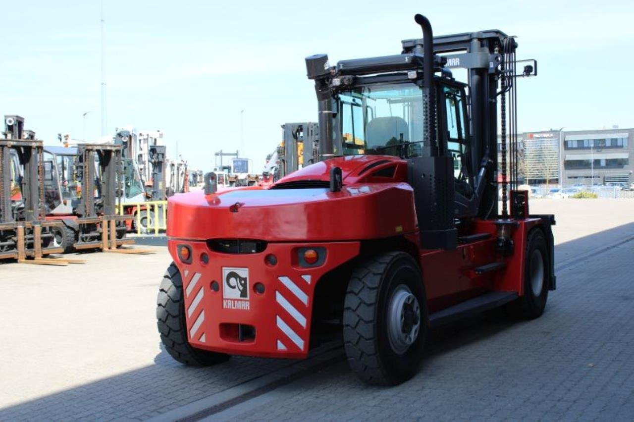 Kalmar DCG160-12 - رافعة شوكية ديزل: صور 3 Kalmar DCG160-12 - رافعة شوكية ديزل: صور 3