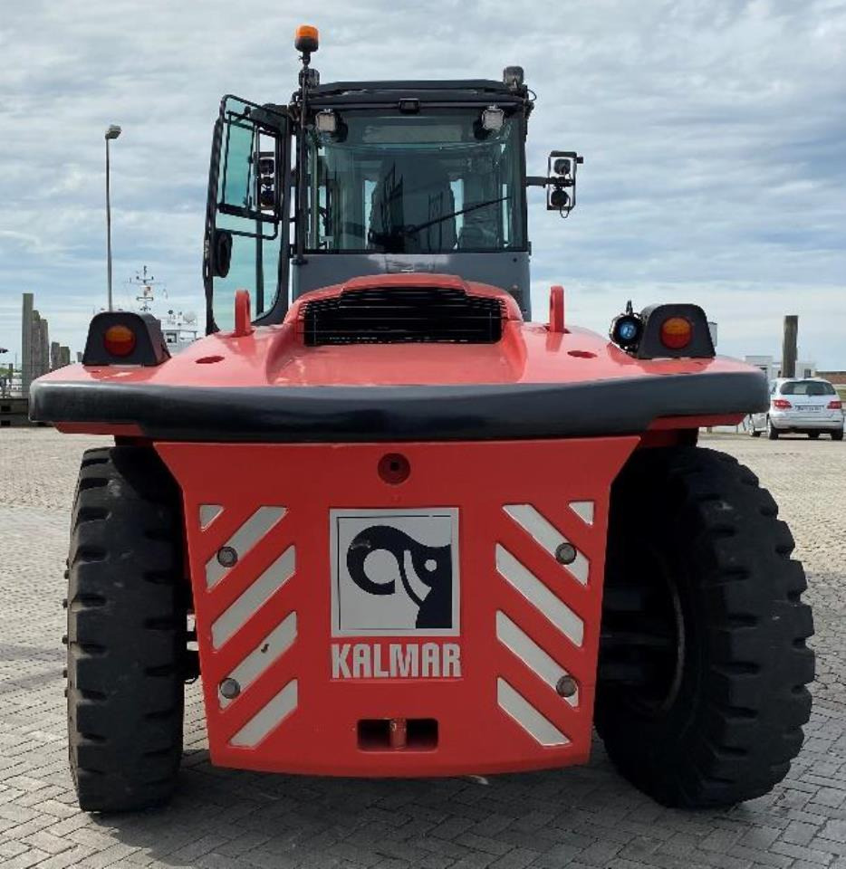 Kalmar DCG200-12 - رافعة شوكية ديزل: صور 3 Kalmar DCG200-12 - رافعة شوكية ديزل: صور 3