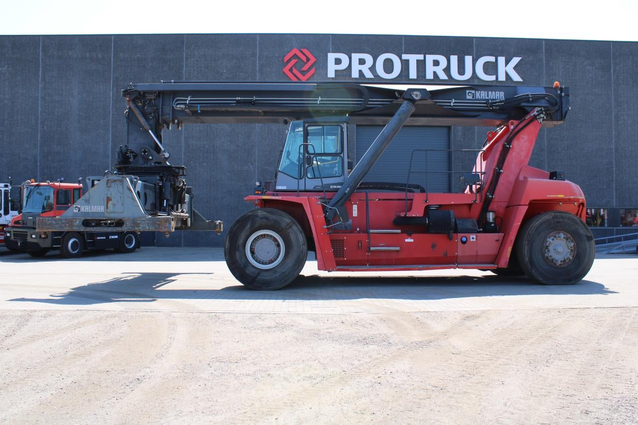 Kalmar DRF450-60S5 - رافعات حاويات: صور 1 Kalmar DRF450-60S5 - رافعات حاويات: صور 1