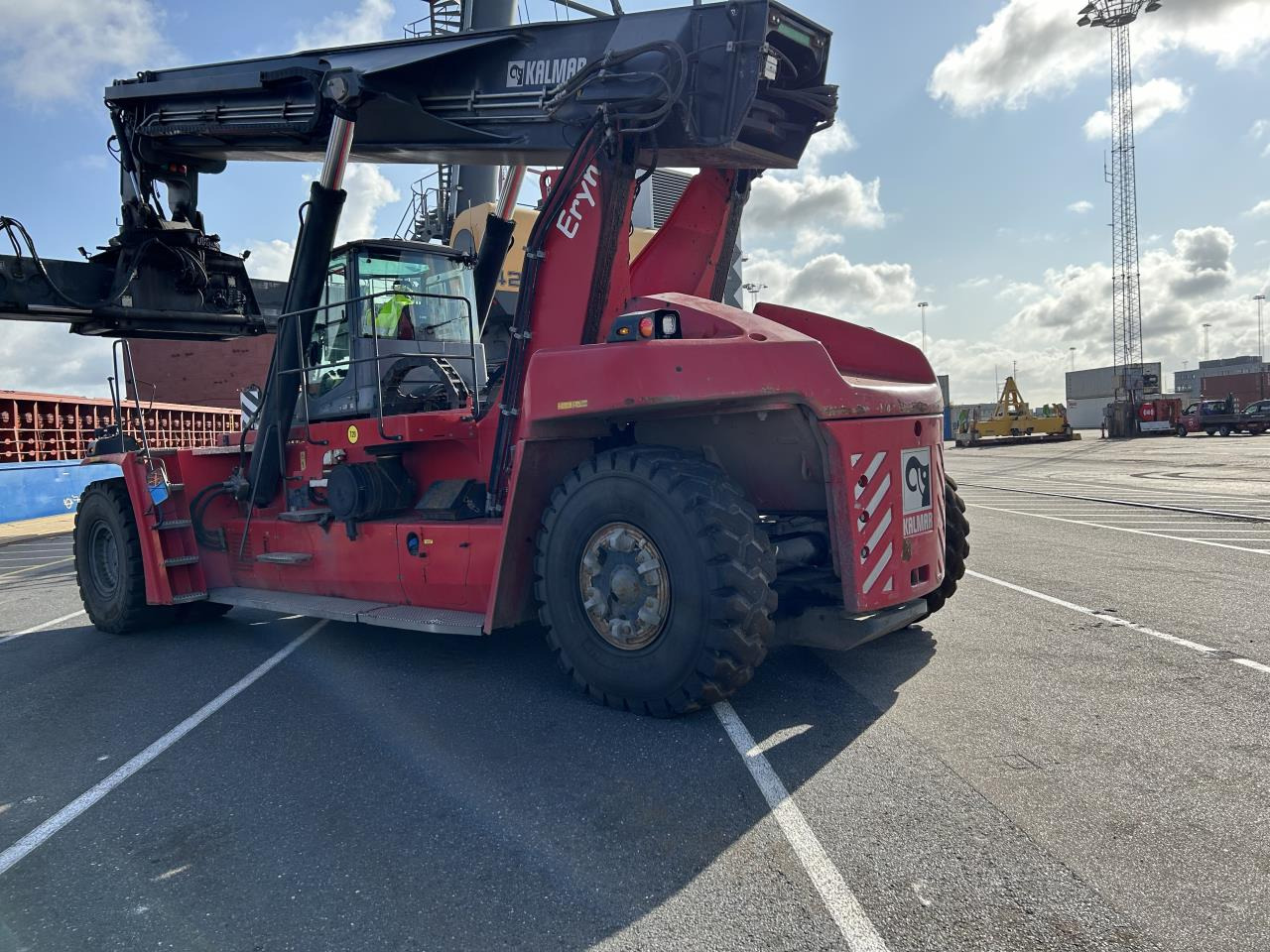 Kalmar DRG450-65S5 - رافعات حاويات: صور 3 Kalmar DRG450-65S5 - رافعات حاويات: صور 3