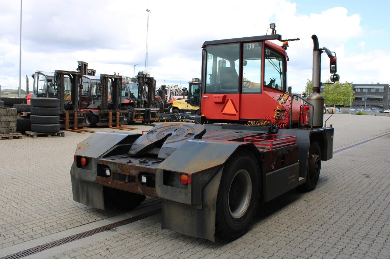 Kalmar TT618I - جرارات صالات المطارات: صور 3 Kalmar TT618I - جرارات صالات المطارات: صور 3