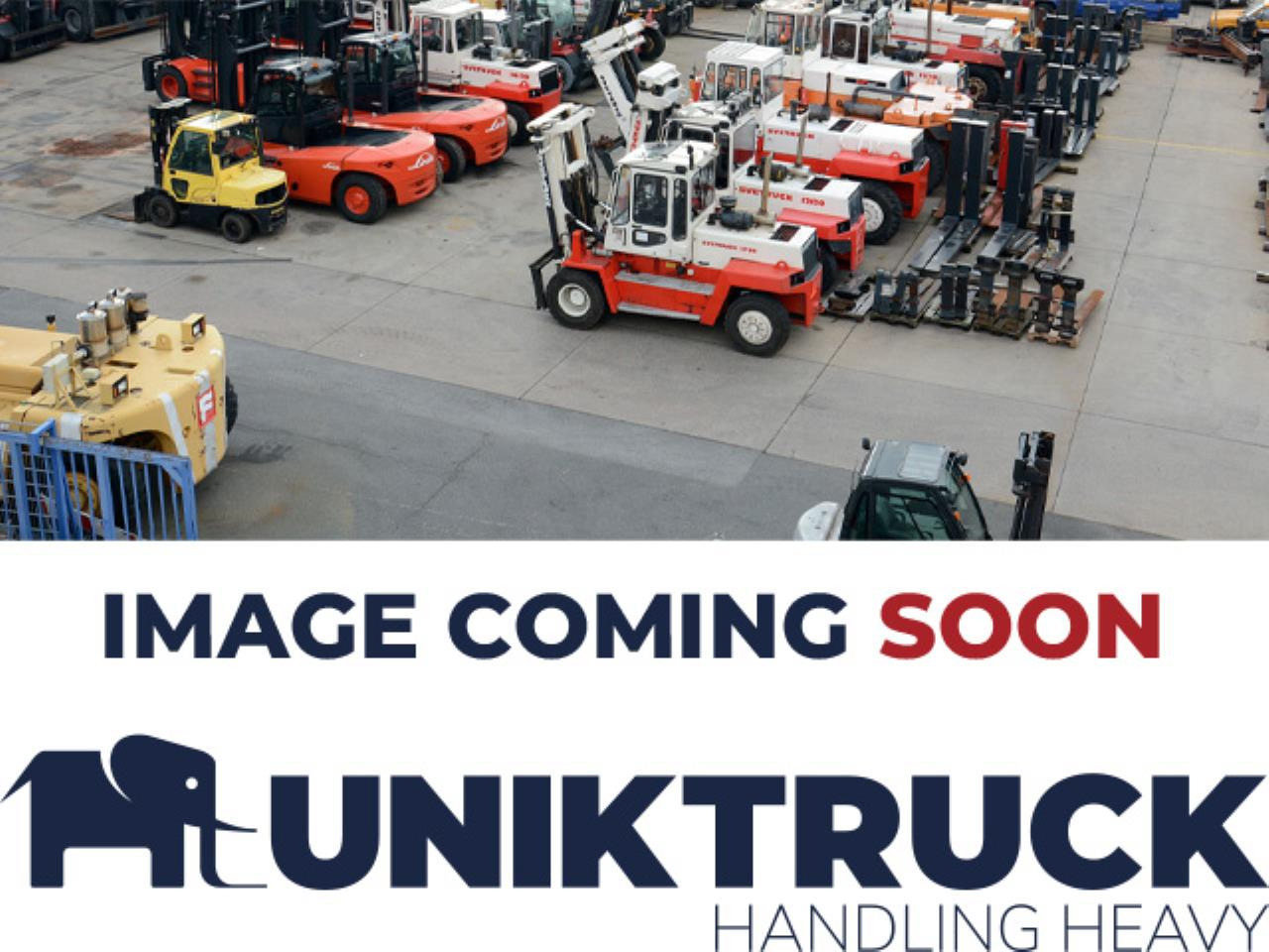 MOL RM255 4X4 - جرارات صالات المطارات: صور 1 MOL RM255 4X4 - جرارات صالات المطارات: صور 1