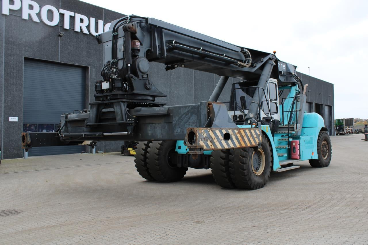 SMV 4531 TB5 - رافعات حاويات: صور 2 SMV 4531 TB5 - رافعات حاويات: صور 2