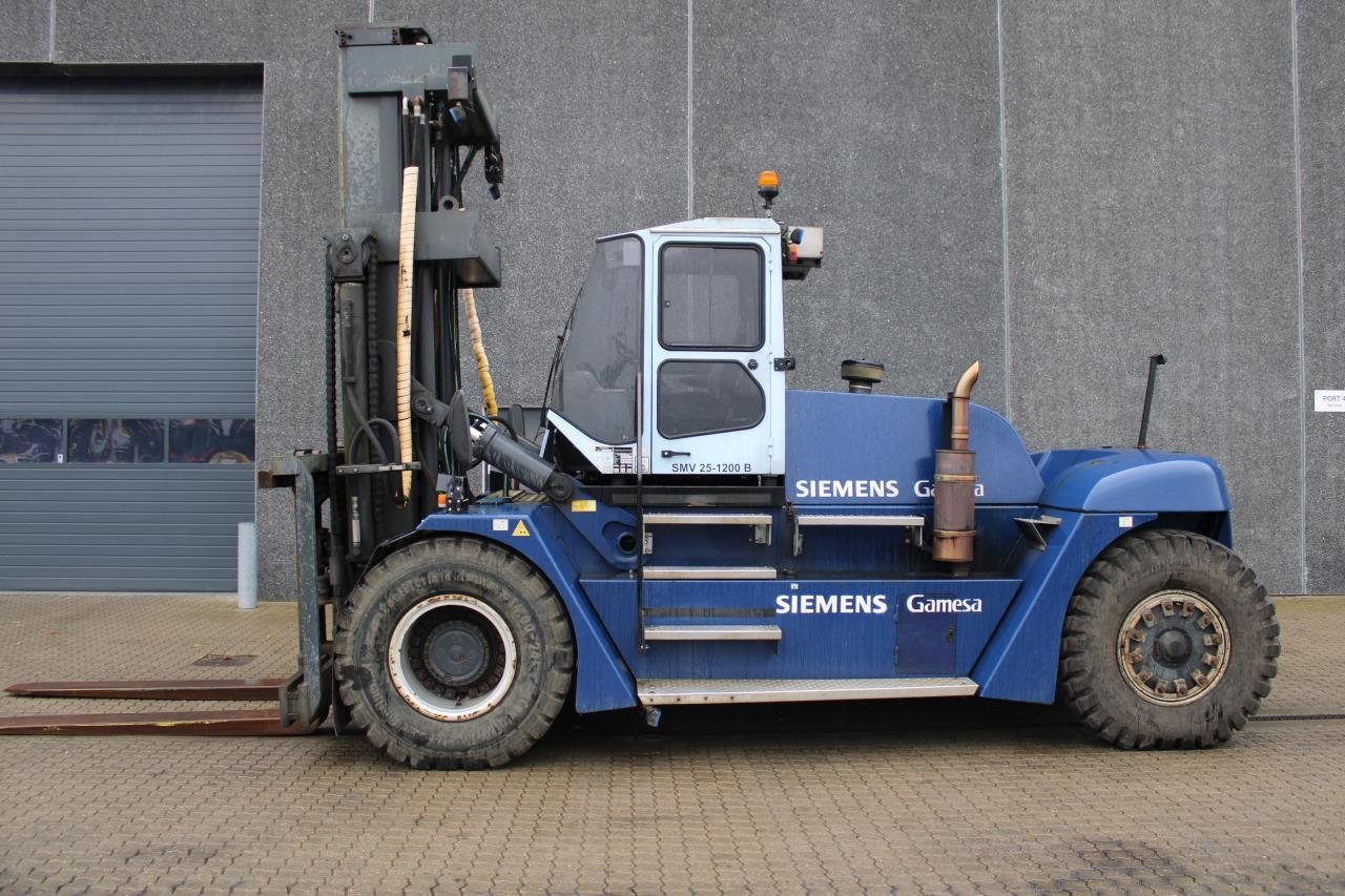 SMV SL25-1200 - رافعة شوكية ديزل: صور 1 SMV SL25-1200 - رافعة شوكية ديزل: صور 1