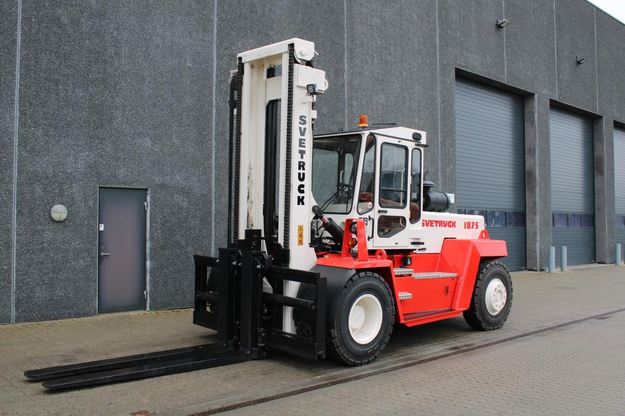 SveTruck 1875-33 - رافعة شوكية ديزل: صور 2 SveTruck 1875-33 - رافعة شوكية ديزل: صور 2