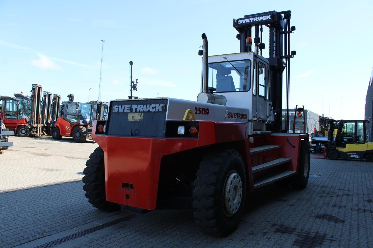 SveTruck 25120-42 - رافعة شوكية ديزل: صور 3 SveTruck 25120-42 - رافعة شوكية ديزل: صور 3