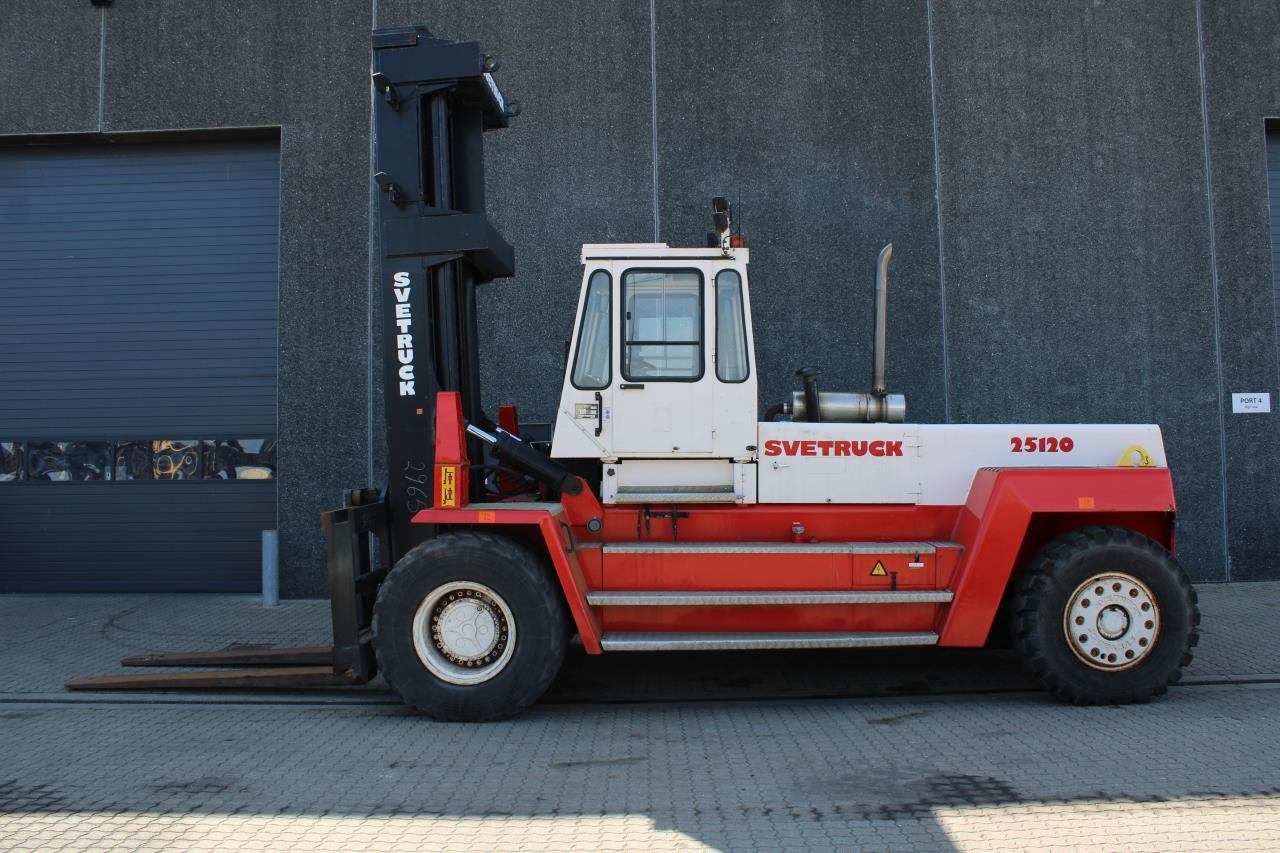 SveTruck 25120-42 - رافعة شوكية ديزل: صور 1 SveTruck 25120-42 - رافعة شوكية ديزل: صور 1