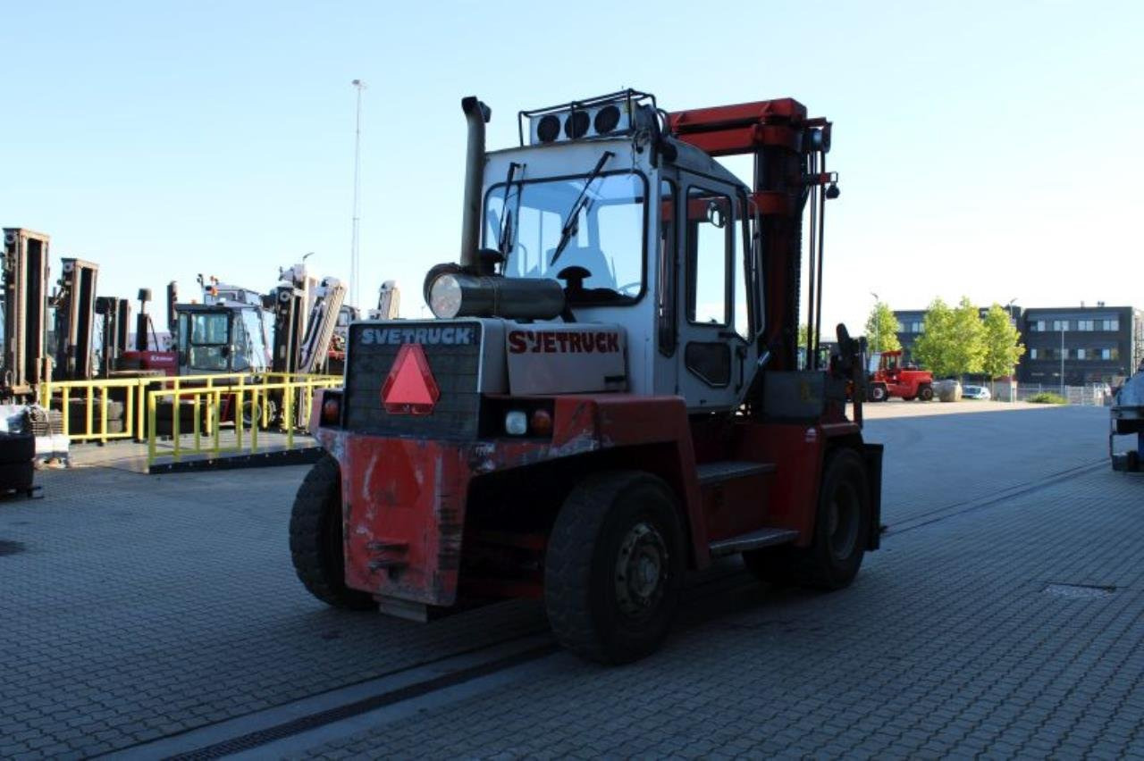 SveTruck 960-26 - رافعة شوكية ديزل: صور 3 SveTruck 960-26 - رافعة شوكية ديزل: صور 3