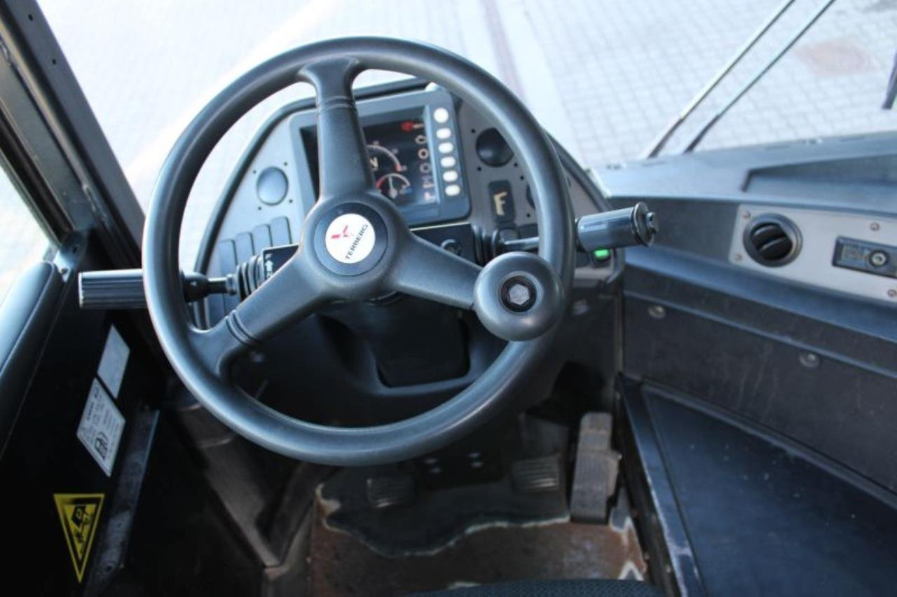 Terberg RT223 - جرارات صالات المطارات: صور 4 Terberg RT223 - جرارات صالات المطارات: صور 4
