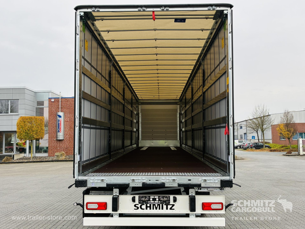 SCHMITZ Auflieger Curtainsider Standard - الخيمة نصف مقطورة: صور 4 SCHMITZ Auflieger Curtainsider Standard - الخيمة نصف مقطورة: صور 4