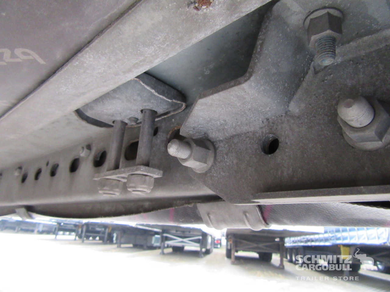 SCHMITZ Auflieger Curtainsider Standard - الخيمة نصف مقطورة: صور 4 SCHMITZ Auflieger Curtainsider Standard - الخيمة نصف مقطورة: صور 4