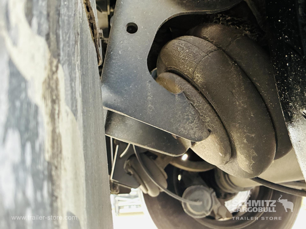 SCHMITZ Auflieger Tiefkühler Multitemp Double deck - متساوي نصف مقطورة: صور 2 SCHMITZ Auflieger Tiefkühler Multitemp Double deck - متساوي نصف مقطورة: صور 2