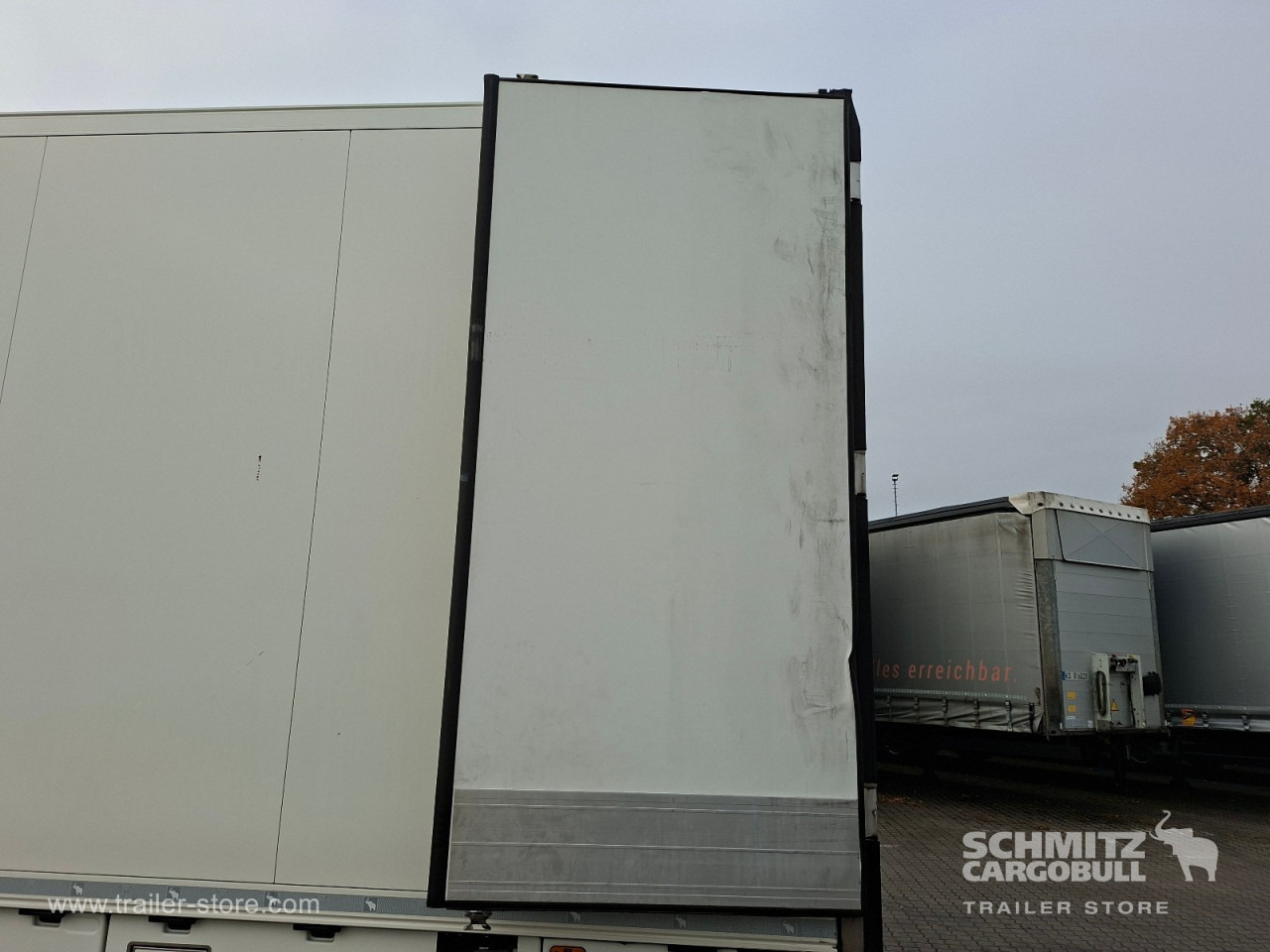 SCHMITZ Auflieger Tiefkühler Standard Double deck - متساوي نصف مقطورة: صور 3 SCHMITZ Auflieger Tiefkühler Standard Double deck - متساوي نصف مقطورة: صور 3