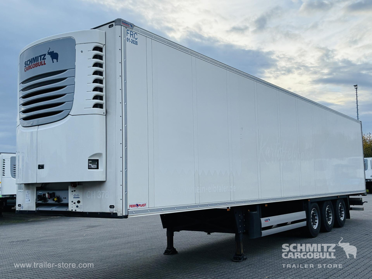 SCHMITZ Auflieger Tiefkühler Standard Double deck - متساوي نصف مقطورة: صور 2 SCHMITZ Auflieger Tiefkühler Standard Double deck - متساوي نصف مقطورة: صور 2