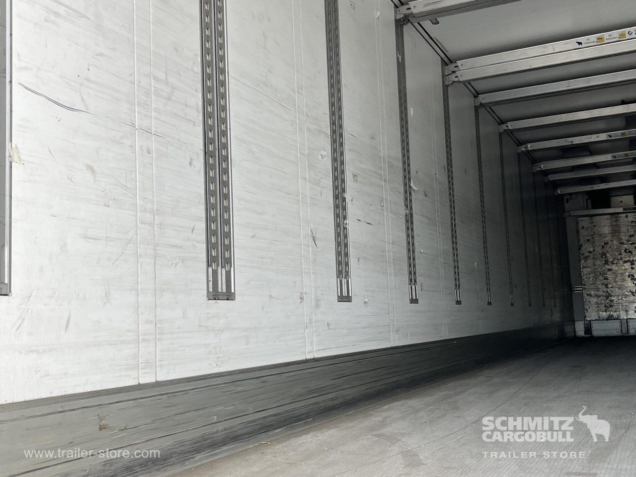 SCHMITZ Auflieger Tiefkühler Standard Double deck - متساوي نصف مقطورة: صور 2 SCHMITZ Auflieger Tiefkühler Standard Double deck - متساوي نصف مقطورة: صور 2