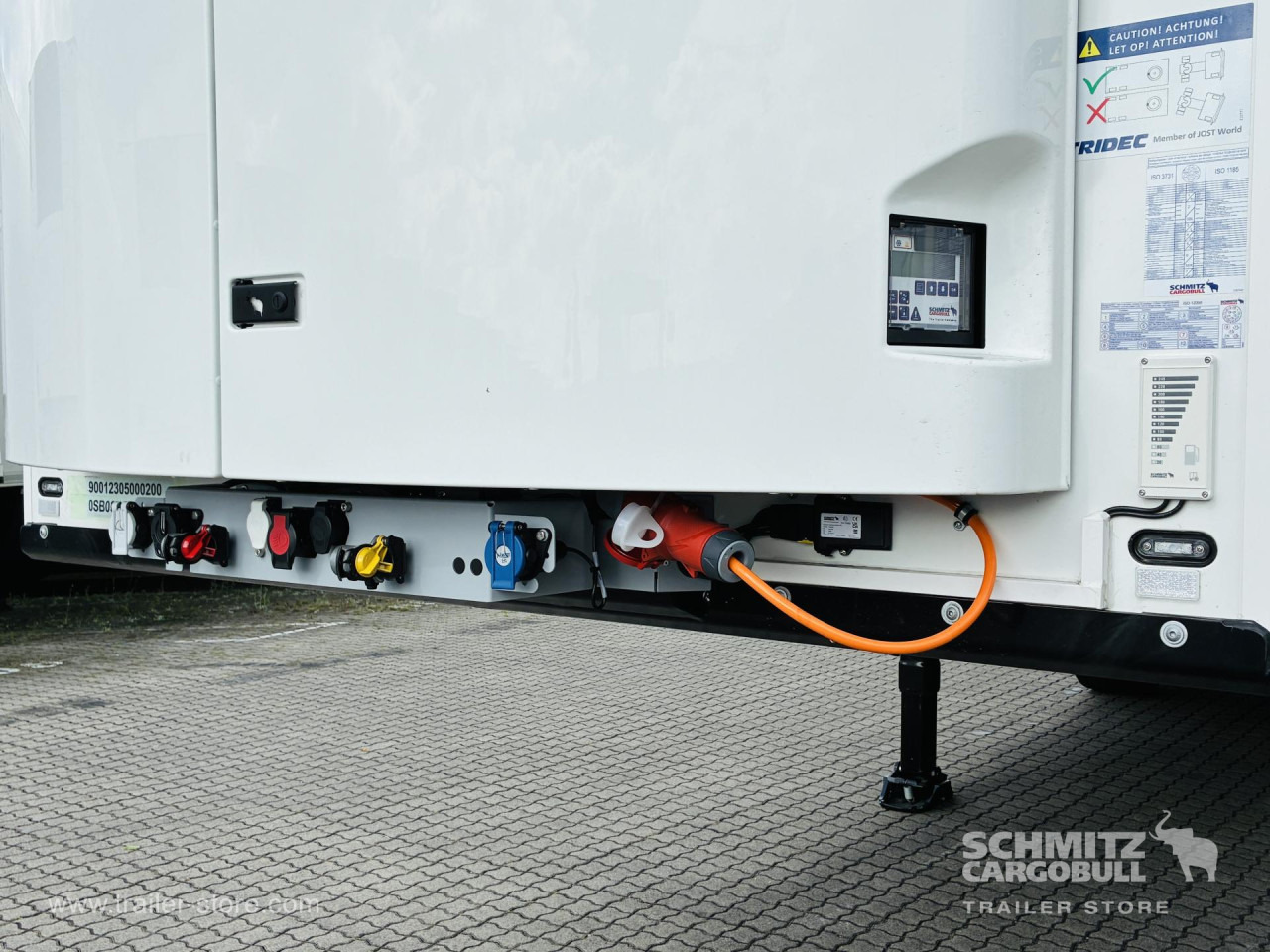 SCHMITZ Auflieger Tiefkühler Standard Taillift - متساوي نصف مقطورة: صور 5 SCHMITZ Auflieger Tiefkühler Standard Taillift - متساوي نصف مقطورة: صور 5