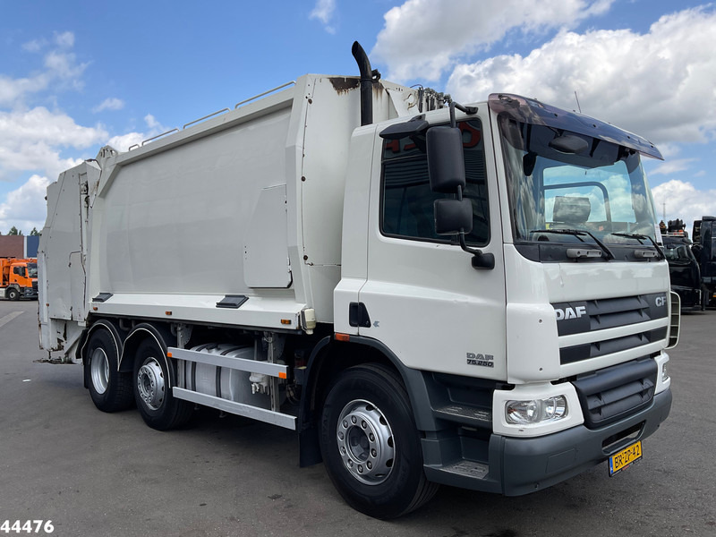 DAF FAG 75 CF 250 Euro 3 Geesink 20m³ - شاحنة القمامة: صور 3 DAF FAG 75 CF 250 Euro 3 Geesink 20m³ - شاحنة القمامة: صور 3