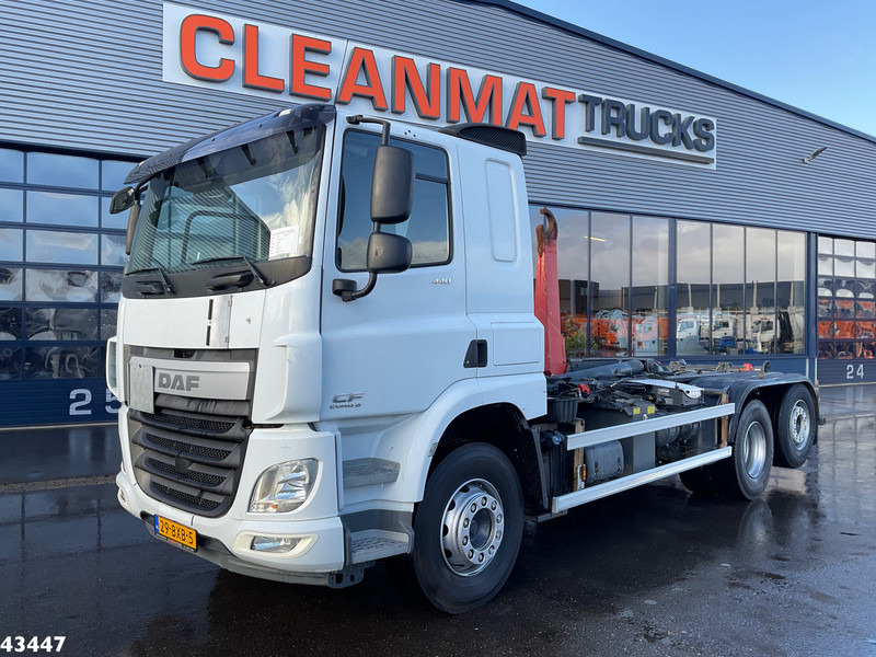DAF FAN CF 440 Euro 6 20 Ton haakarmsysteem - شاحنة ذات الخطاف: صور 5 DAF FAN CF 440 Euro 6 20 Ton haakarmsysteem - شاحنة ذات الخطاف: صور 5