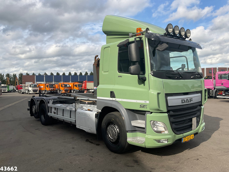 DAF FAR CF 370 Euro 6 VDL 21 Ton haakarmsysteem - شاحنة ذات الخطاف: صور 3 DAF FAR CF 370 Euro 6 VDL 21 Ton haakarmsysteem - شاحنة ذات الخطاف: صور 3
