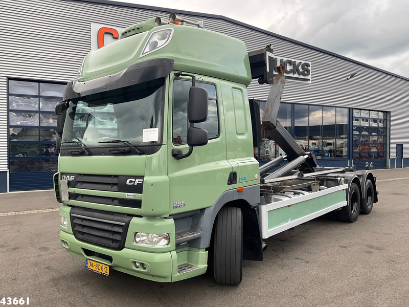 DAF FAS 85 CF 410 VDL 21 Ton haakarmsysteem - شاحنة ذات الخطاف: صور 1 DAF FAS 85 CF 410 VDL 21 Ton haakarmsysteem - شاحنة ذات الخطاف: صور 1