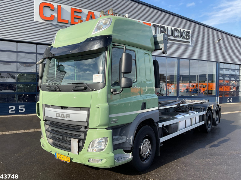DAF FAS CF 440 Euro 6 VDL 21 Ton haakarmsysteem - شاحنة ذات الخطاف: صور 2 DAF FAS CF 440 Euro 6 VDL 21 Ton haakarmsysteem - شاحنة ذات الخطاف: صور 2