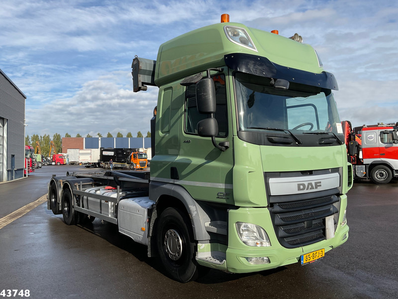 DAF FAS CF 440 Euro 6 VDL 21 Ton haakarmsysteem - شاحنة ذات الخطاف: صور 3 DAF FAS CF 440 Euro 6 VDL 21 Ton haakarmsysteem - شاحنة ذات الخطاف: صور 3