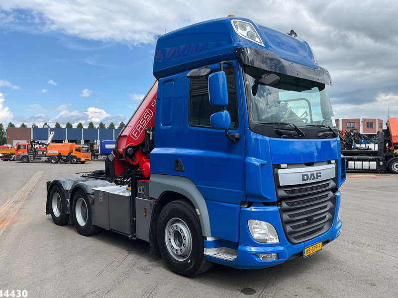 DAF FAT 85.510 6x4 Euro 6 Retarder Fassi 36 Tonmeter laadkraan - شاحنة جرار: صور 3 DAF FAT 85.510 6x4 Euro 6 Retarder Fassi 36 Tonmeter laadkraan - شاحنة جرار: صور 3