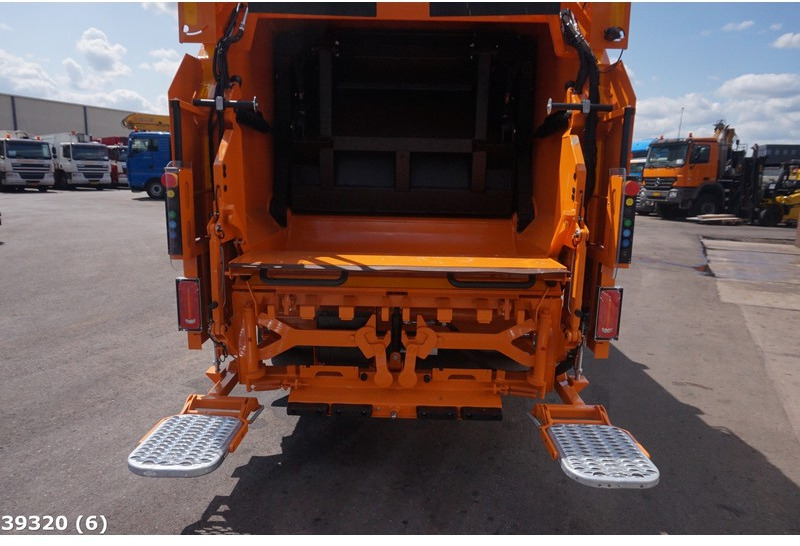 FUSO Canter 9C18 Geesink 7m³ - شاحنة القمامة: صور 4 FUSO Canter 9C18 Geesink 7m³ - شاحنة القمامة: صور 4