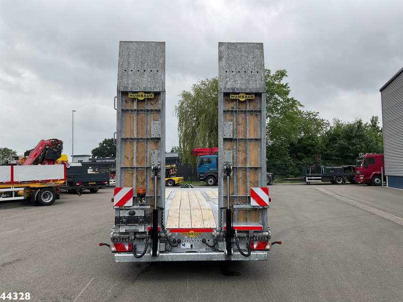 Humbaur 3-assige aanhangwagen met oprijrampen - شاحنة نقل سيارات مقطورة: صور 3 Humbaur 3-assige aanhangwagen met oprijrampen - شاحنة نقل سيارات مقطورة: صور 3