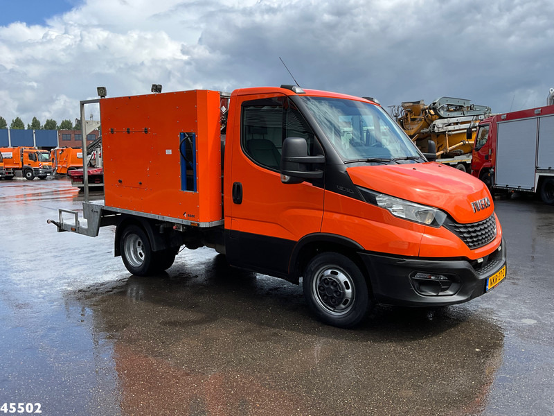 Iveco Daily 35C14 Euro 6 ROM Toilet servicewagen - فراغ شاحنة: صور 3 Iveco Daily 35C14 Euro 6 ROM Toilet servicewagen - فراغ شاحنة: صور 3
