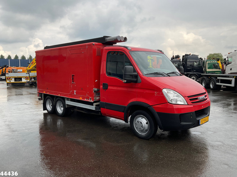 Iveco Daily 40C18 + Veldhuizen oplegger ROM Hogedrukinstallatie - فراغ شاحنة: صور 3 Iveco Daily 40C18 + Veldhuizen oplegger ROM Hogedrukinstallatie - فراغ شاحنة: صور 3