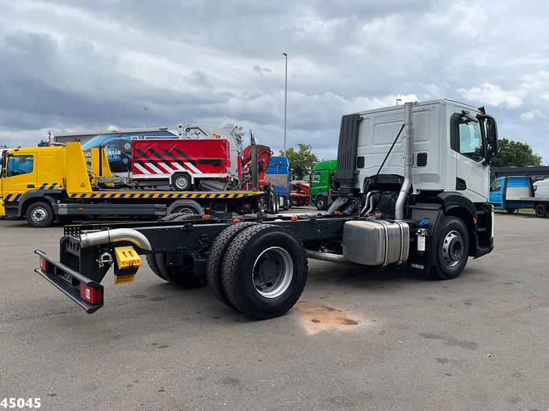Iveco Stralis AD200X36 Huisvuilwagen Chassis NEW & UNUSED! - الشاسيه شاحنة: صور 4 Iveco Stralis AD200X36 Huisvuilwagen Chassis NEW & UNUSED! - الشاسيه شاحنة: صور 4