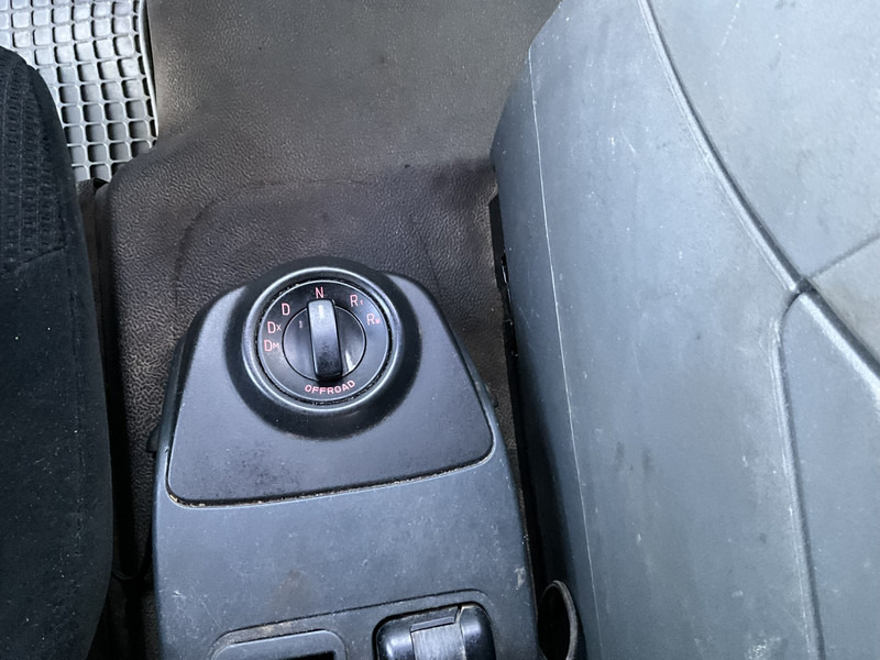 MAN TGA 41.440 8x4 Full Steel AJK 26 Ton haakarmsysteem + Laadplateau met Hiab 28 Tonmeter laadkraan - شاحنة ذات الخطاف: صور 5 MAN TGA 41.440 8x4 Full Steel AJK 26 Ton haakarmsysteem + Laadplateau met Hiab 28 Tonmeter laadkraan - شاحنة ذات الخطاف: صور 5