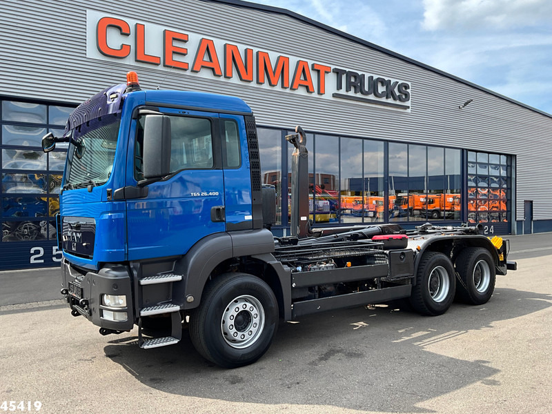 MAN TGS 26.400 6x4 Manual Full Steel Just 327.817 km! - شاحنة ذات الخطاف: صور 2 MAN TGS 26.400 6x4 Manual Full Steel Just 327.817 km! - شاحنة ذات الخطاف: صور 2