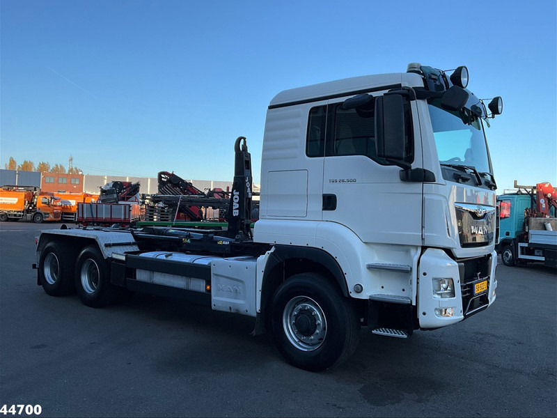MAN TGS 26.500 6x6 Euro 6 Joab 24 Ton haakarmsysteem - شاحنة ذات الخطاف: صور 3 MAN TGS 26.500 6x6 Euro 6 Joab 24 Ton haakarmsysteem - شاحنة ذات الخطاف: صور 3