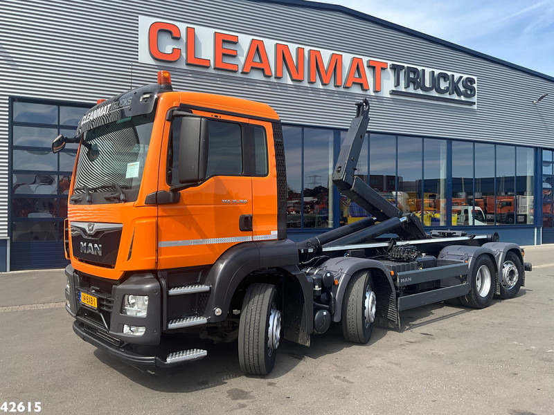 MAN TGS 35.360 8x2 Euro 6 VDL 30 Ton haakarmsysteem - شاحنة ذات الخطاف: صور 1 MAN TGS 35.360 8x2 Euro 6 VDL 30 Ton haakarmsysteem - شاحنة ذات الخطاف: صور 1