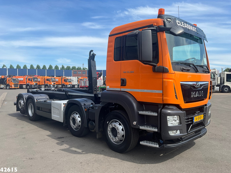 MAN TGS 35.360 8x2 Euro 6 VDL 30 Ton haakarmsysteem - شاحنة ذات الخطاف: صور 5 MAN TGS 35.360 8x2 Euro 6 VDL 30 Ton haakarmsysteem - شاحنة ذات الخطاف: صور 5