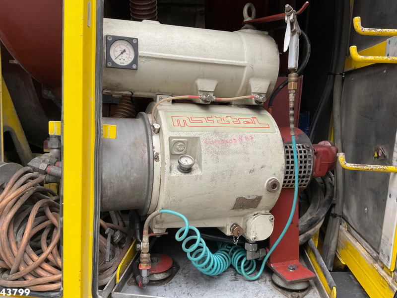 تأجير MAN TGS 35.480 10x4 RSP Tridem Saugbagger 10m³ MAN TGS 35.480 10x4 RSP Tridem Saugbagger 10m³: صور 17 تأجير MAN TGS 35.480 10x4 RSP Tridem Saugbagger 10m³ MAN TGS 35.480 10x4 RSP Tridem Saugbagger 10m³: صور 17