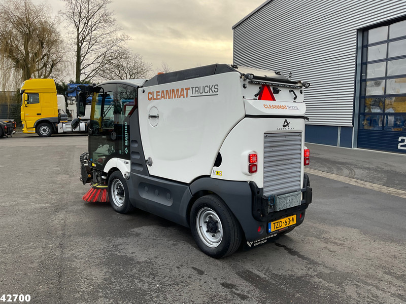 Mathieu MC 210 Azura Flex Euro 6 Stage 5 with 3-rd brush - سياره كنس شوارع: صور 2 Mathieu MC 210 Azura Flex Euro 6 Stage 5 with 3-rd brush - سياره كنس شوارع: صور 2