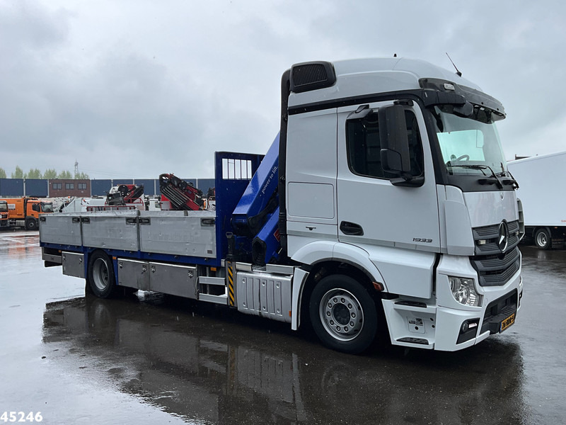 Mercedes-Benz Actros 1833 Euro 6 HMF 21 Tonmeter laadkraan - شاحنة كرين: صور 5 Mercedes-Benz Actros 1833 Euro 6 HMF 21 Tonmeter laadkraan - شاحنة كرين: صور 5
