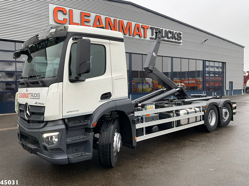 Mercedes-Benz Actros 2643 VDL 21 Ton haakarmsysteem - شاحنة ذات الخطاف: صور 1 Mercedes-Benz Actros 2643 VDL 21 Ton haakarmsysteem - شاحنة ذات الخطاف: صور 1
