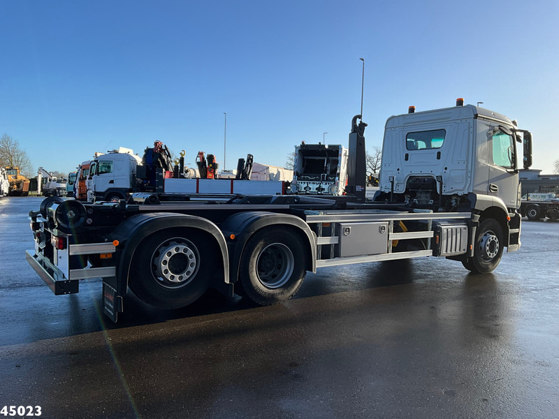 Mercedes-Benz Actros 2643 VDL 21 Ton haakarmsysteem - شاحنة ذات الخطاف: صور 4 Mercedes-Benz Actros 2643 VDL 21 Ton haakarmsysteem - شاحنة ذات الخطاف: صور 4
