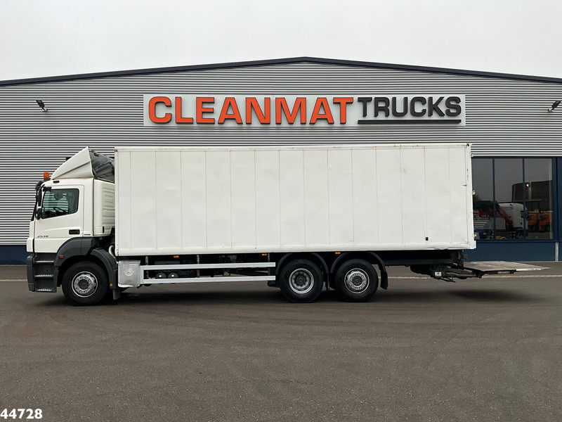 Mercedes-Benz Axor 2636 6x2 Dhollandia laadklep Just 265.901 km! - بصندوق مغلق شاحنة: صور 1 Mercedes-Benz Axor 2636 6x2 Dhollandia laadklep Just 265.901 km! - بصندوق مغلق شاحنة: صور 1