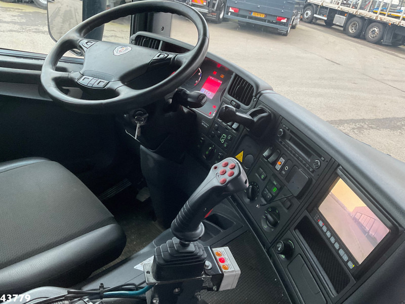 Scania P 360 8x2 Hiab 21 Tonmeter laadkraan - شاحنة ذات الخطاف, شاحنة كرين: صور 4 Scania P 360 8x2 Hiab 21 Tonmeter laadkraan - شاحنة ذات الخطاف, شاحنة كرين: صور 4