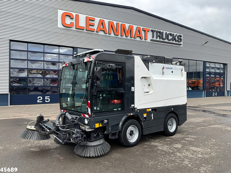 Schmidt Cleango Compact 500 Euro 6 with 3-rd brush Just 4.260 km! - سياره كنس شوارع: صور 3 Schmidt Cleango Compact 500 Euro 6 with 3-rd brush Just 4.260 km! - سياره كنس شوارع: صور 3