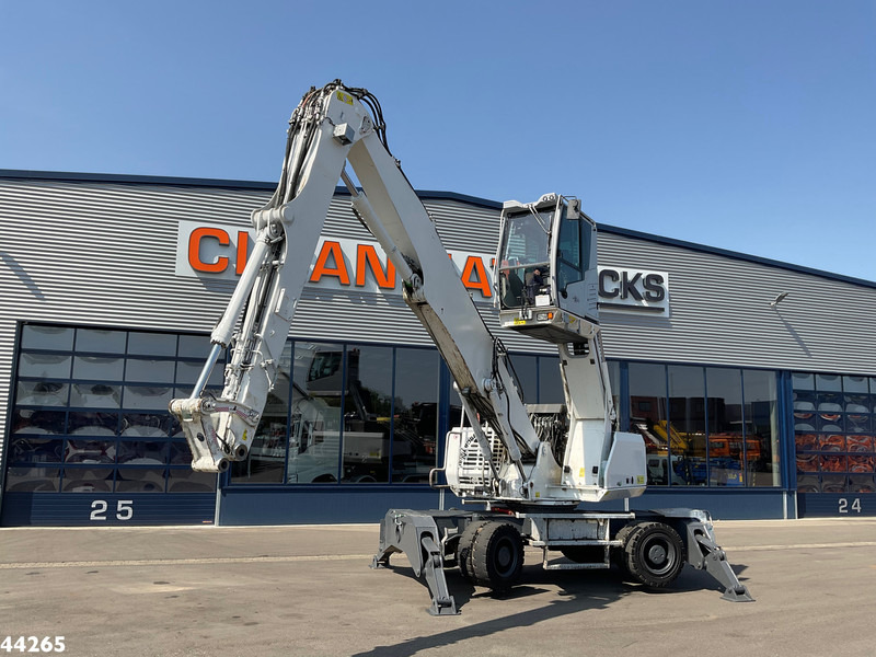 Sennebogen 821 E Material Handling Machine - معدات المناولة: صور 1 Sennebogen 821 E Material Handling Machine - معدات المناولة: صور 1